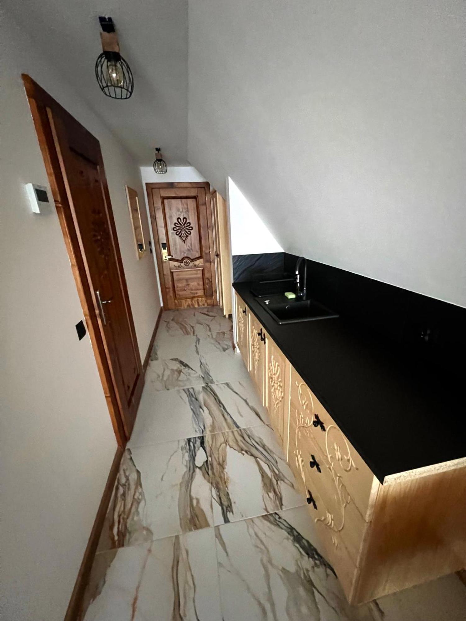 Rozeta Apartamento Witów Exterior foto